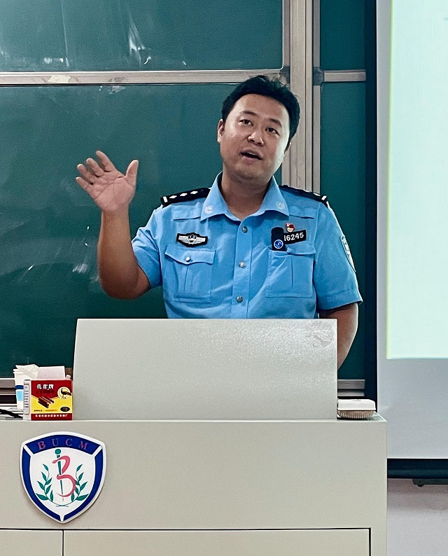 1631929000939084140.jpg 5.jpg