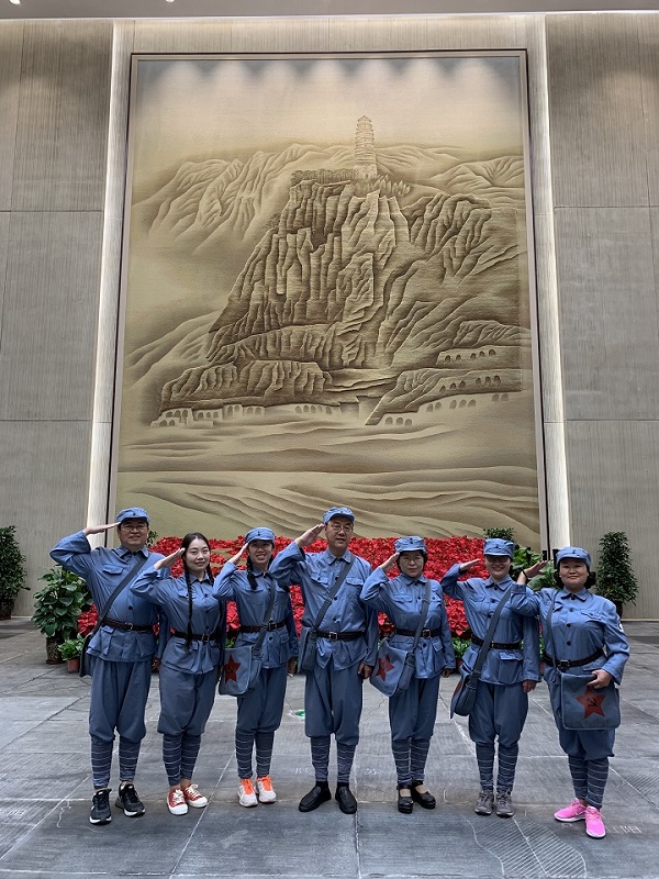 1562061574431072831.jpg 5.jpg