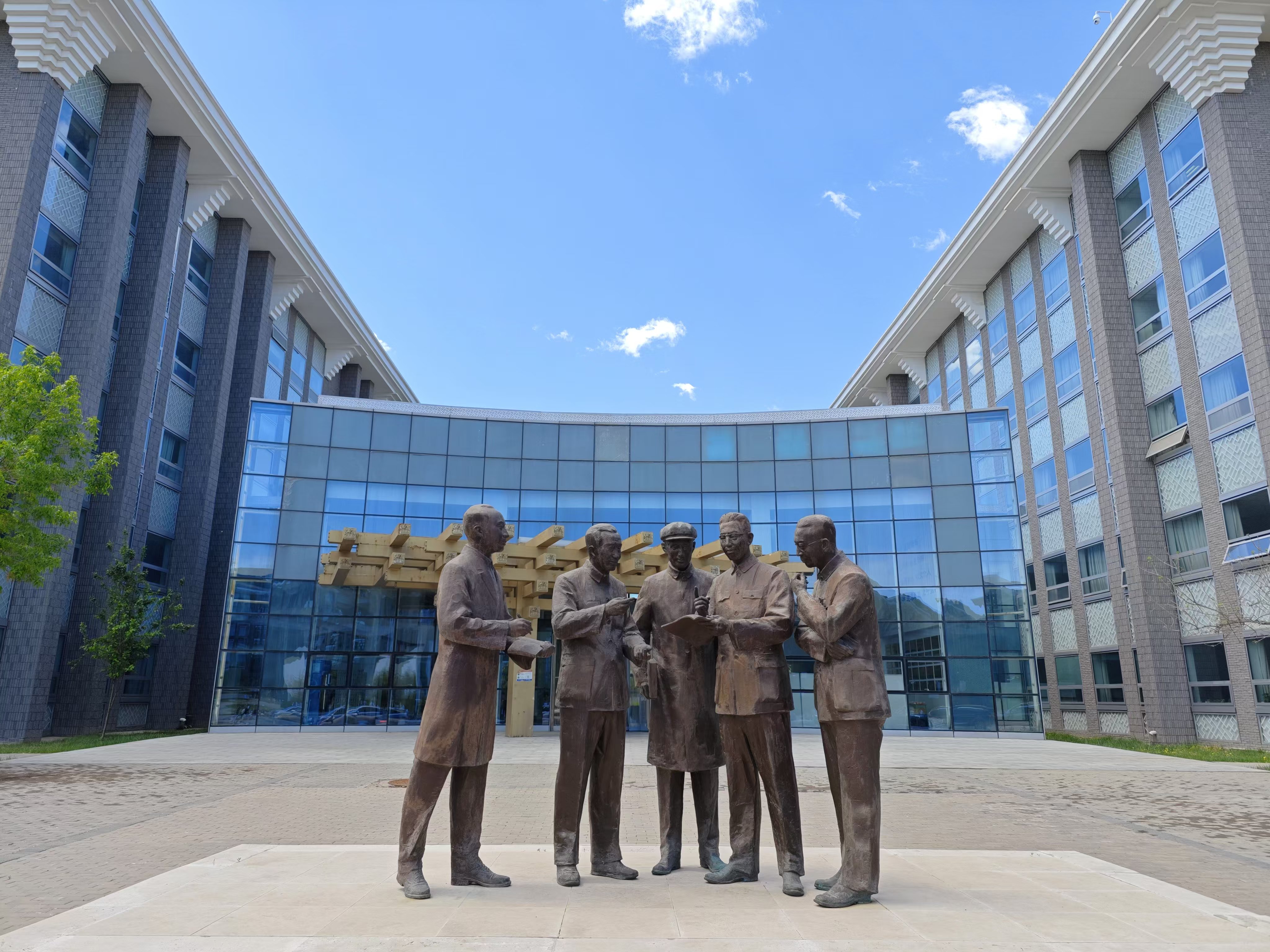 成人小说
照片.jpg